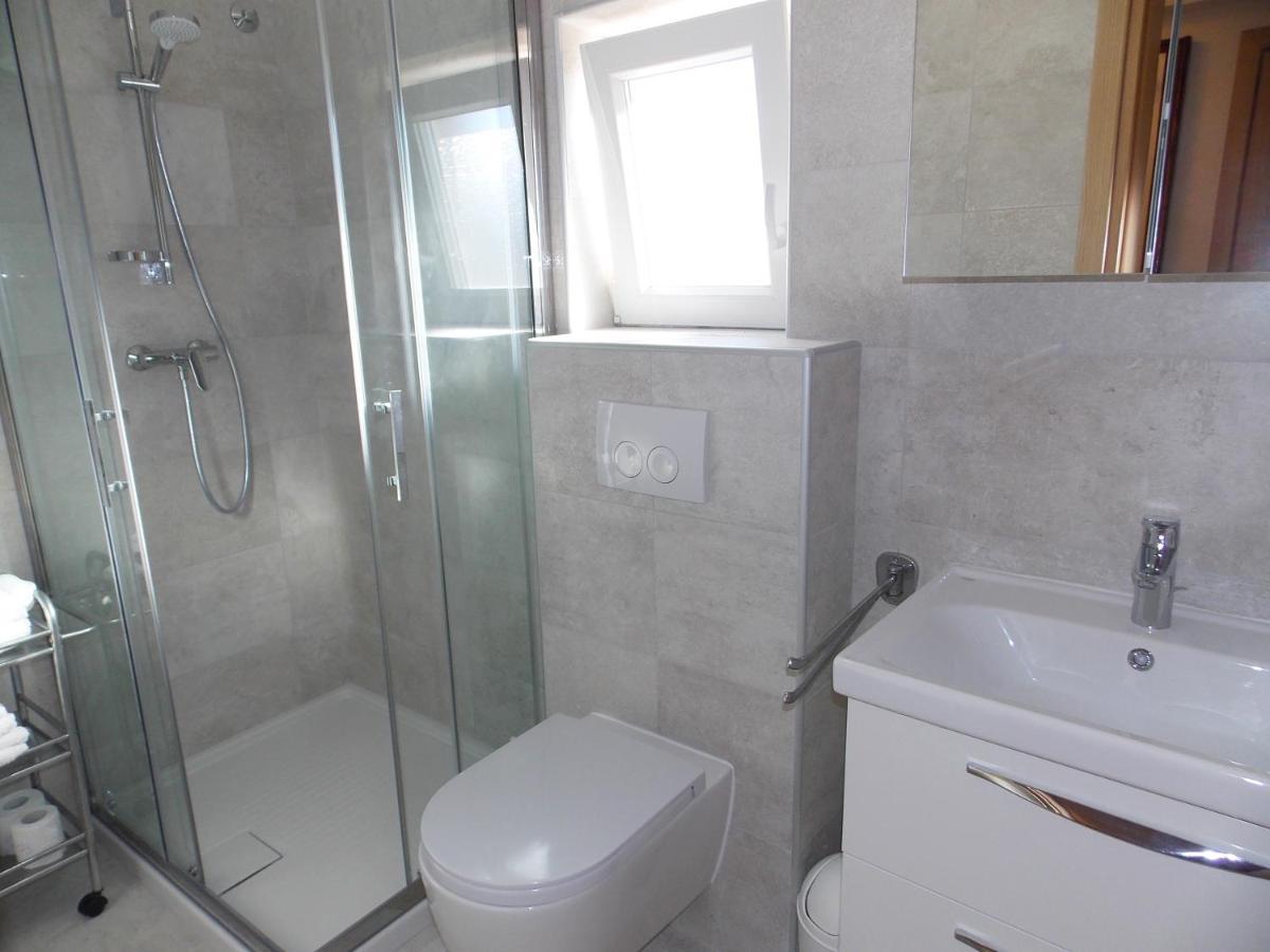 Apartments Miro Корнич Экстерьер фото
